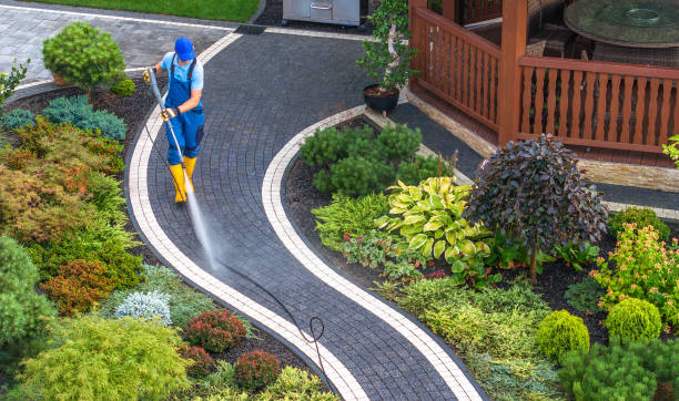 Best Pressure Washing Siding  in Yosemite Lakes, CA